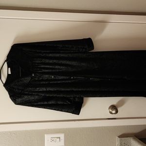Simply Basic velvet BlK  M button down night gown.